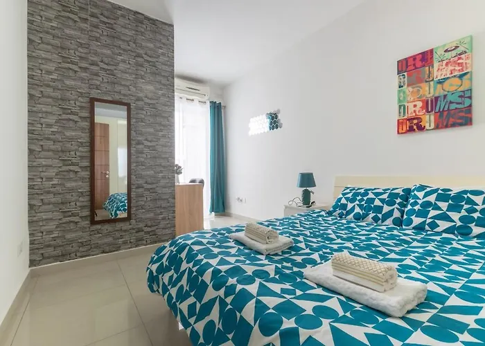 Amazing And Spacious W Side Sea View Apartament *