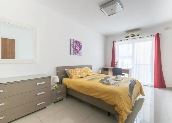 Amazing And Spacious W Side Sea View Apartament *