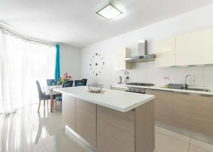 Amazing And Spacious W Side Sea View *