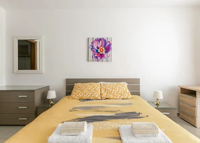 Amazing And Spacious W Side Sea View St. Paul's Bay