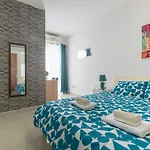 Amazing And Spacious W Side Sea View Apartment *